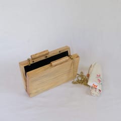 Pine Wood Clutch