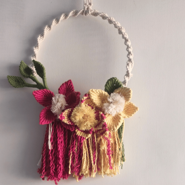 Macramè Floral Wall hanging