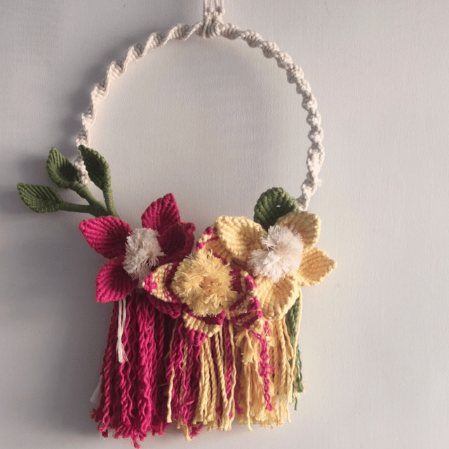 Macramè Floral Wall hanging