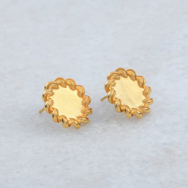 Sunflower Studs