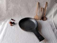 Longpi Black Pottery Skillet - Round