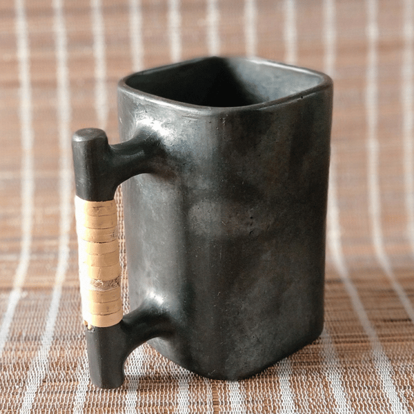 Longpi Black Pottery Beer Mug Square