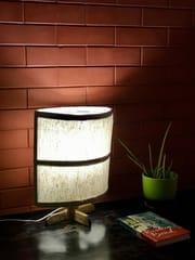 Oval Table Lamp