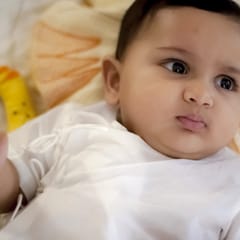 Newborn Bag - Zoo + Essential White Angrakha